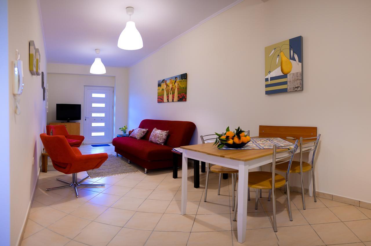 Appartamento Patras Palm Tree Esterno foto
